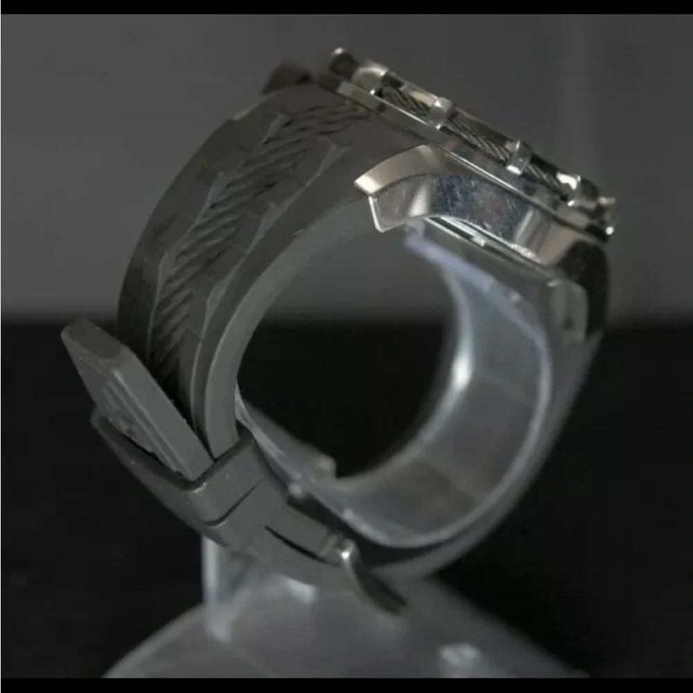 Invicta 